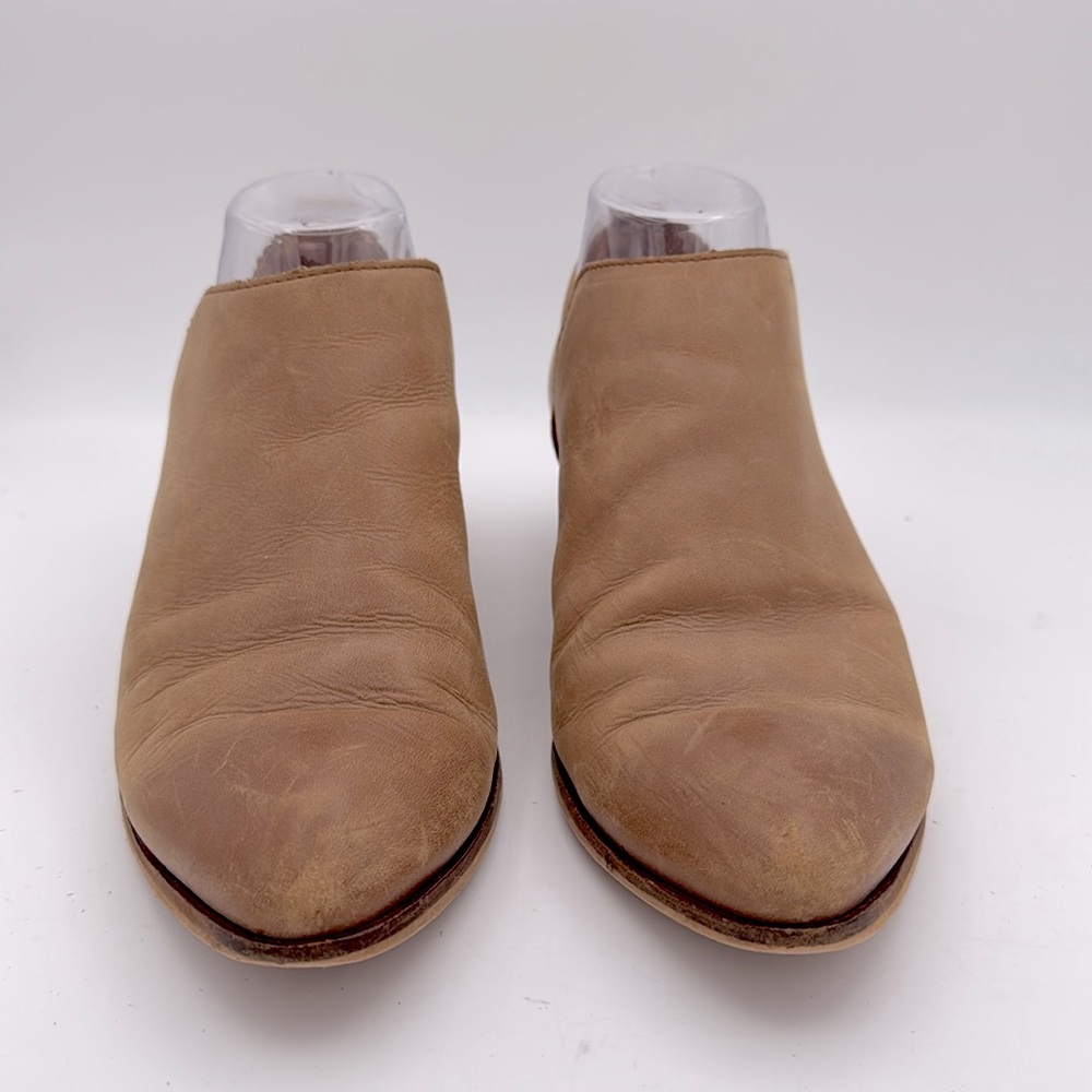 Frye & Co - women’s Rubie Slip on Booties Tan Leather heeled ankle Boots SZ 8.5 - Picture 2 of 8